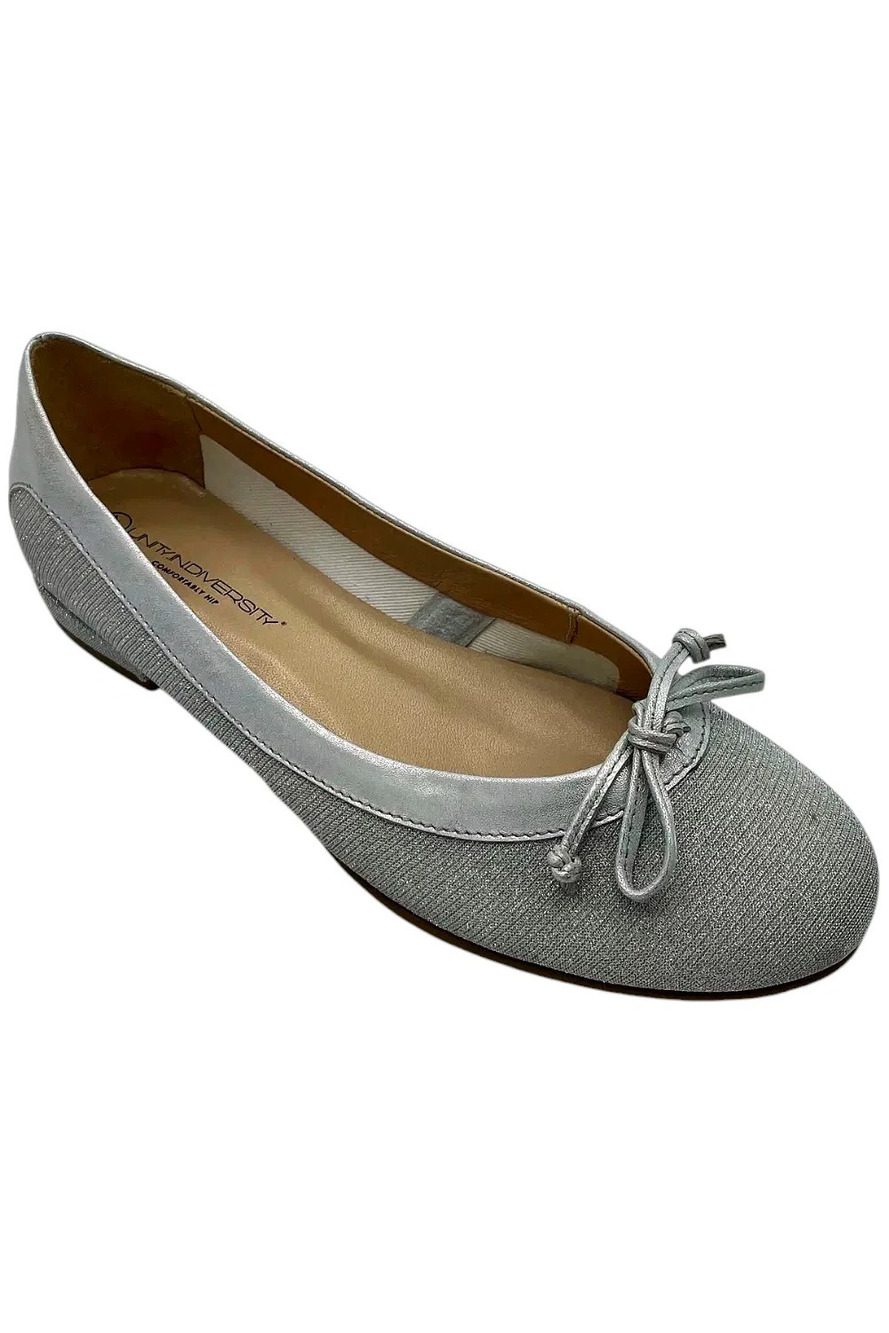 Unity in Diversity Women's Flats Silver Shine - Medium